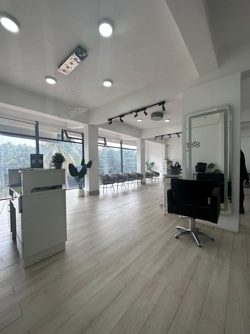 Sista Sista Salon